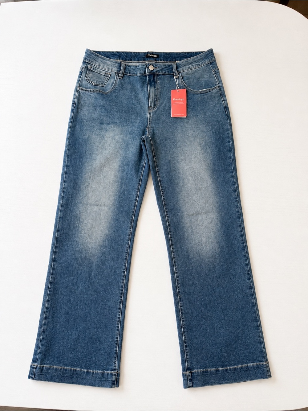 Flattering Blue Wide-Leg Women’s Jeans — Classic Mid Wash